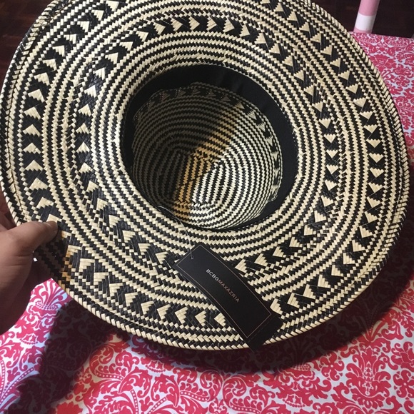 BCBGMaxAzria Straw Summer Hat Size Small - Picture 4 of 5